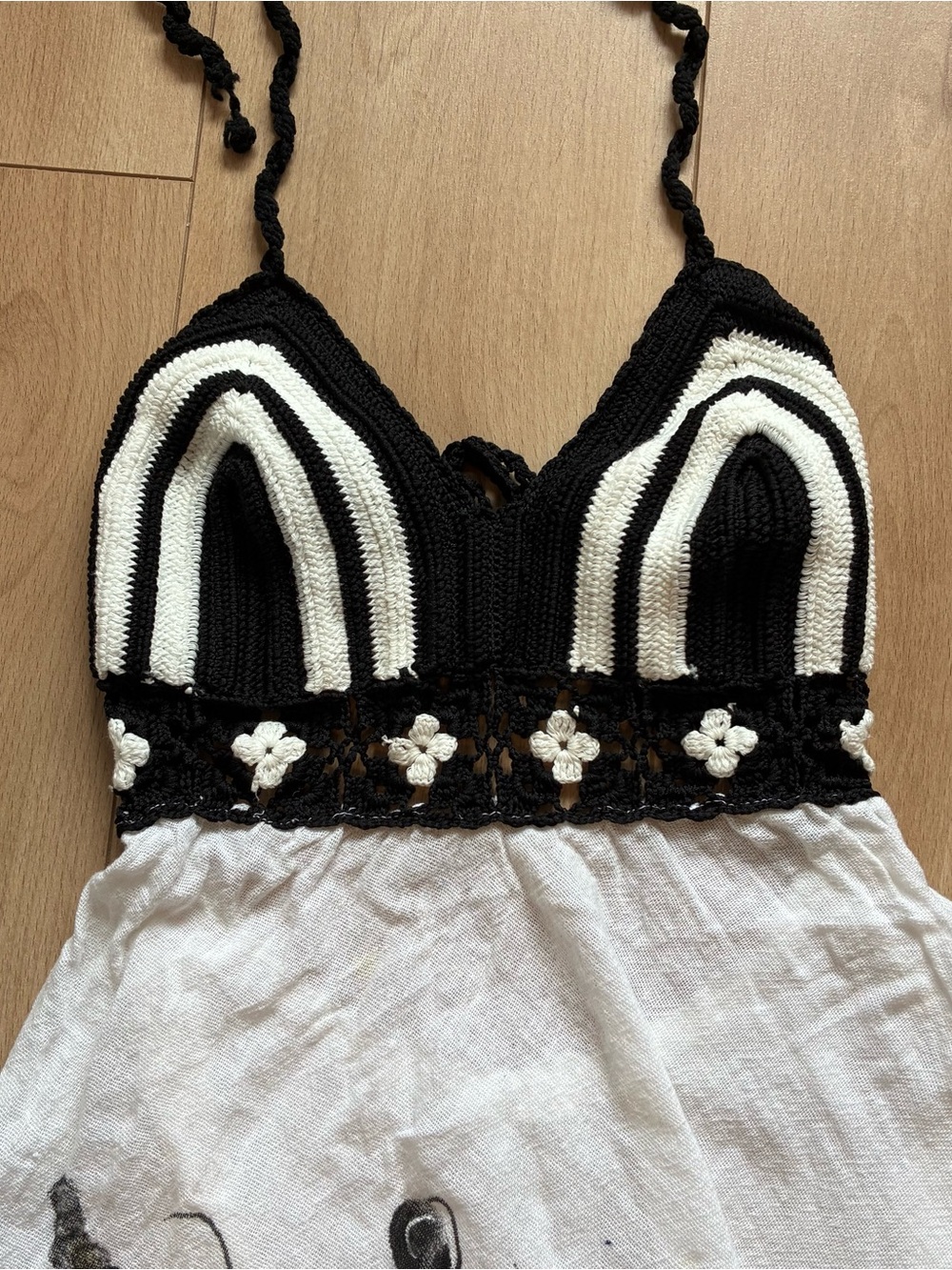 Crochet mini dress - Picture 4 of 4